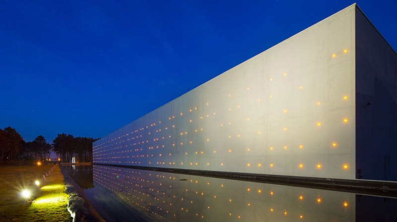 <p><img src="images/NEWS/2023/Ludon.jpg" alt="Ludon-Medoc, France. Ludon Vinery, photo: ©Arthur Pequin" width="800" height="448" style="margin-bottom: 15px;" /><a href="https://www.hauniv.edu/" target="_blank" rel="noopener">Hellenic American University</a> is pleased to announce a <a href="https://europeindiscourse.eu/cfp" target="_blank" rel="noopener">Call for Papers</a> for the <em>4th International Europe in Discourse Conference</em>, which will be held on September 26-28, 2024.</p> <p>As in its three successful predecessors in 2018, 2020, and 2022, the year’s <a href="https://europeindiscourse.eu/" target="_blank" rel="noopener">conference</a> will explore discourses of Europe through its history, culture, geography and values. It aims to serve as an international, interdisciplinary platform to discuss how Europe is understood and shaped through a plethora of aspects that can be theoretically approached and empirically identified.</p> <p>EID IV also remains faithful to the conviction that there should be a dialogue between those who talk about Europe and analyze it and those who “do” Europe and shape it. The Conference is therefore an open call to political analysts, communication experts, diplomacy and security experts, public leaders, historians, economists and policymakers from a variety of fields to engage with the Conference themes and submit a contribution along the formats accepted.</p> <h2>Confirmed Keynote Speakers</h2> <p><strong>Michał Krzyżanowski</strong><br />Professor and Director of Research at the Center for Multidisciplinary Studies on Racism<br />Chair in <a href="https://www.im.uu.se/research/media-and-communication" target="_blank" rel="noopener">Media and Communication Studies</a><br />Uppsala University</p> <p><strong>Federico Romero</strong><br />Visting Fellow<br />Department of History and Civilization - European University Institute</p> <p><strong>Vivien A. Schmidt</strong><br />Jean Monnet Professor of European Integration<br />Professor of International Relations, Frederick S. Pardee School of Global Studies<br />Professor of Political Science<br />Boston University</p> <p><strong>Ruth Wodak</strong><br />Distinguished Professor and Chair in Discourse Studies<br />Lancaster University/University Vienna</p> <p>For more details, consult the <a href="https://europeindiscourse.eu/" target="_blank" rel="noopener">Conference website</a> and the <a href="https://europeindiscourse.eu/cfp" target="_blank" rel="noopener">Call for Papers</a>.</p> <p>Image: Ludon-Medoc, France. Ludon Vinery, photo: ©Arthur Pequin.</p> <p>&nbsp;</p>